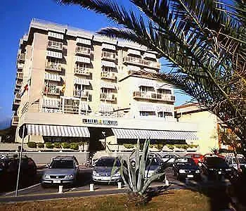 Hotel Jolanda