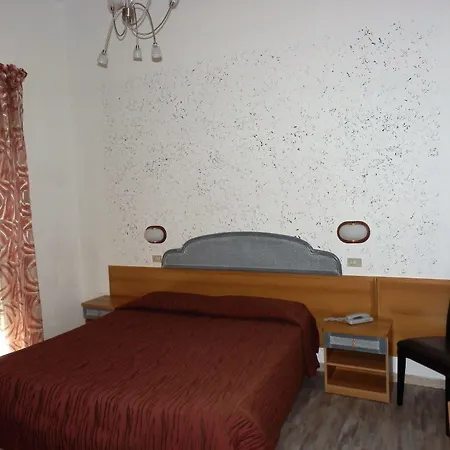 Hotel Jolanda