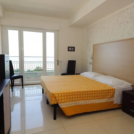 Hotel Jolanda Lido di Camaiore