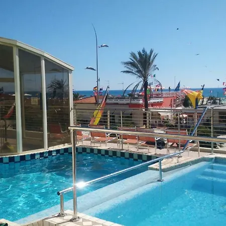 Jolanda Hotel